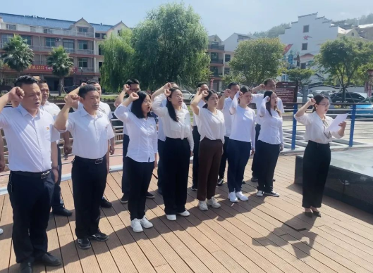 慶七一，喜迎二十大 | 廣旅集團開展主題黨日活動